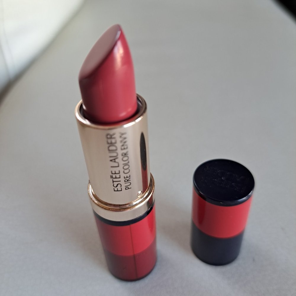 Estee Lauder Pure Color Envy - REBELLIOUS ROSE 420